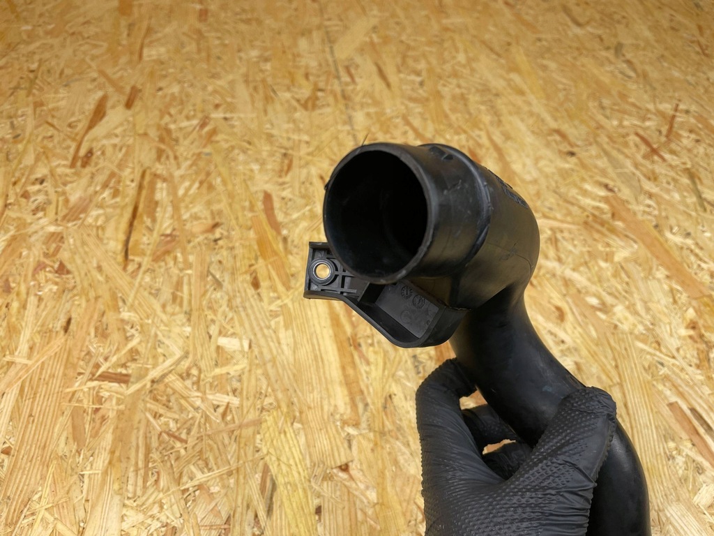 фото №10, Труба шланг повітрозабірник повітря volvo v60 ii s60 iii 31474519 2018-