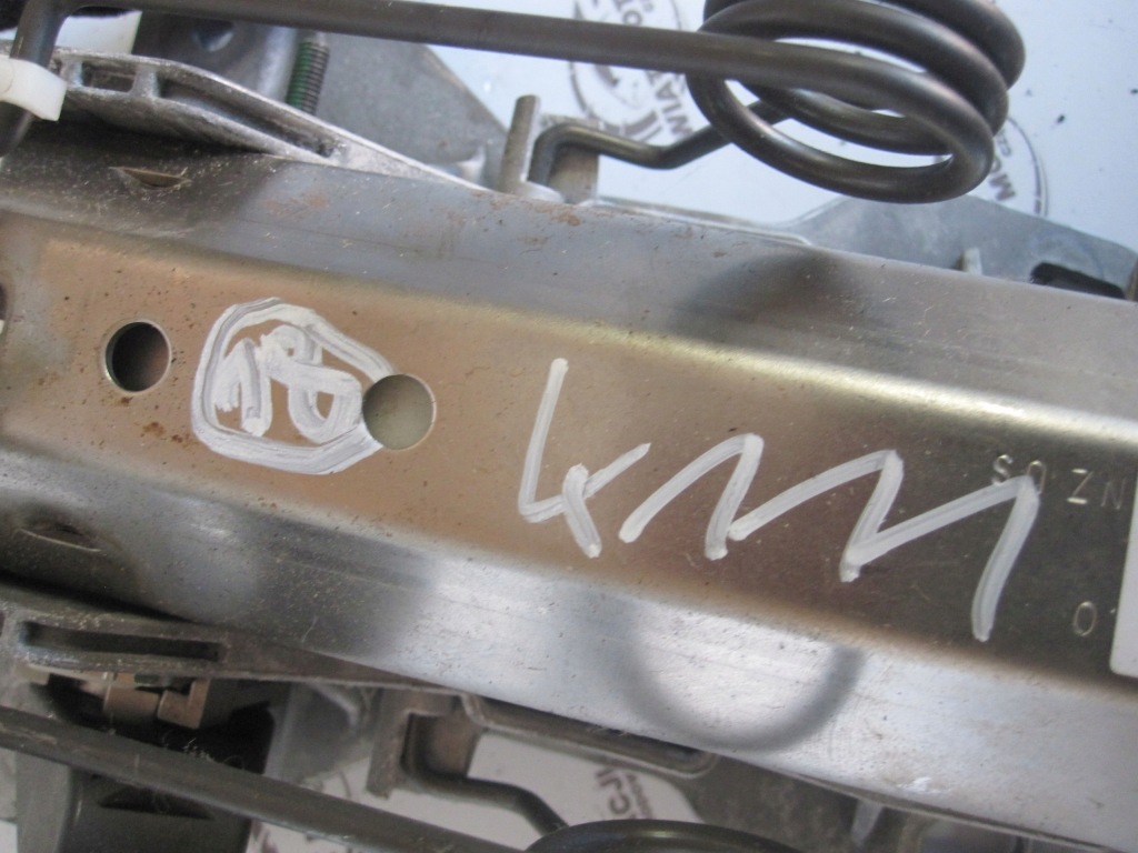 Купити Astra j 12r колонка кермова замок запалювання 13328668