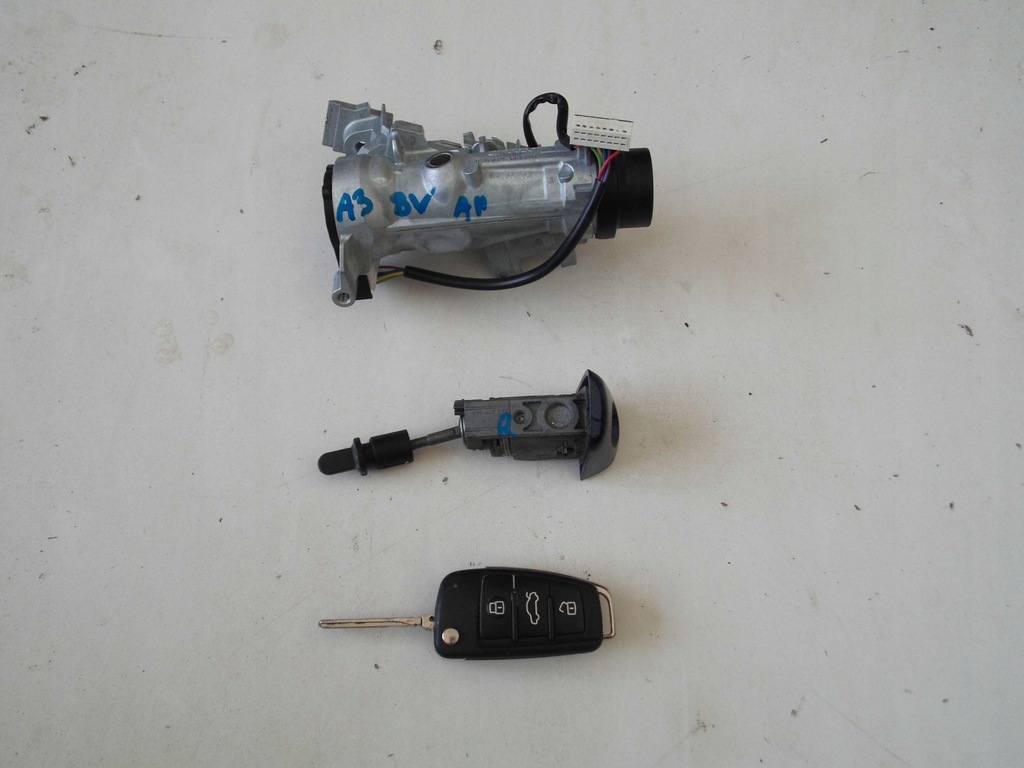 фото №1, Замок зажигания ключ вкладка audi a3 8v оригинал