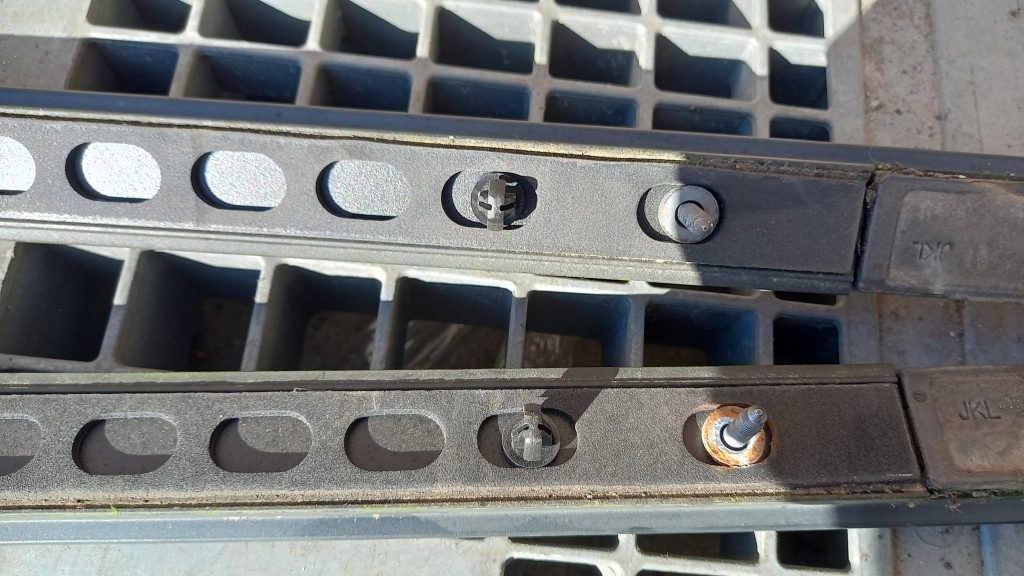 Рейлинги кровельные 31253312 31253309 комплект volvo v60 10-18r Цена