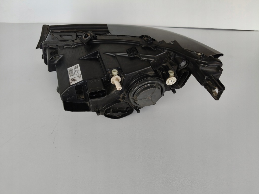 Лампа правая фара bmw i3 13- led с Разборки