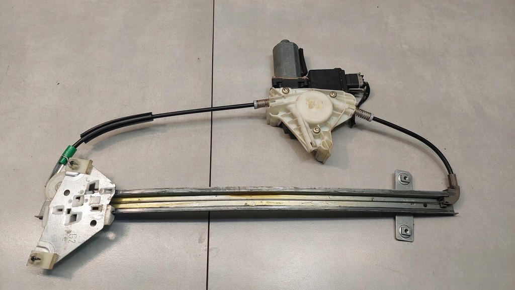 фото №4, Підйомник скло правий перед space star 1.8 fl