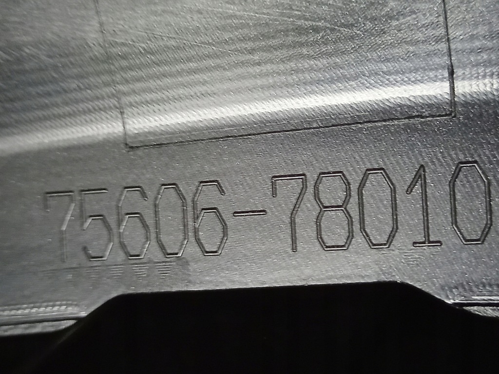 фото №12, 75606-78010 молдинг заднього крила lexus nx