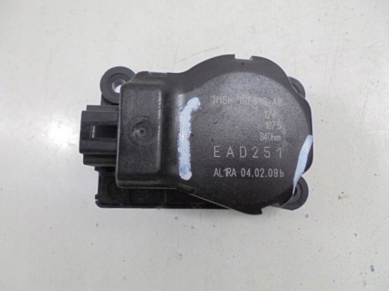 фото №8, Mondeo mk4 моторчик крышка отопителя 3m5h19e616ab