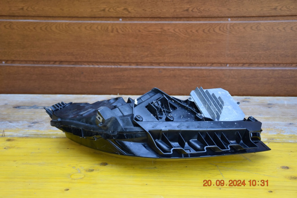 Левая фара tesla 3 led 1077375-40-b Доставка