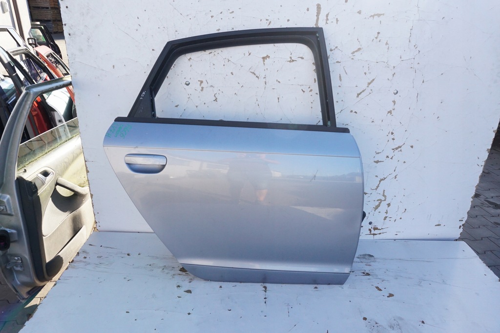 фото №1, Дверь правый задняя audi a6 c6 sedan ly7h