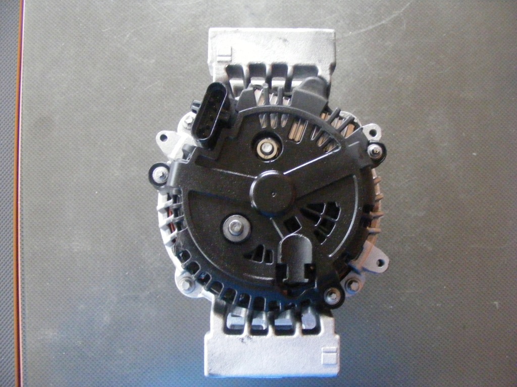 Генератор mercedes 24v a0141546202 Доставка