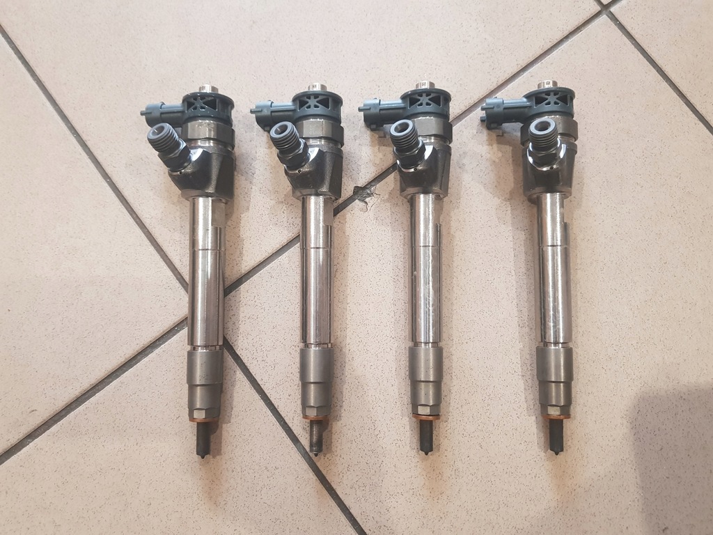 фото №1, Инжектор форсунки alfa romeo 2.2d 0445110674