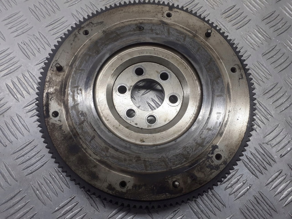 фото №2, Колесо маховик skoda fabia i 1.2 03d105271