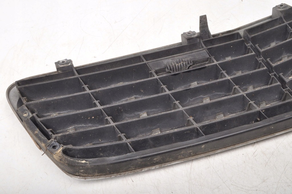 фото №10, Mercedes w203 решётка радиатора решётка радиатора a2038800183
