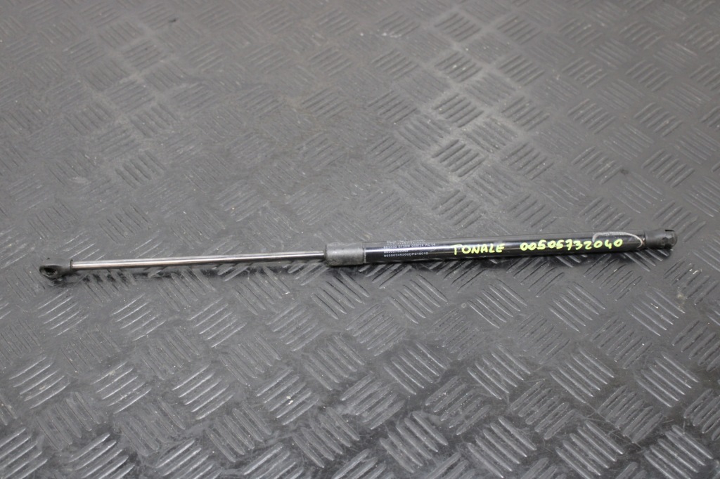 Купити Привід амортизатор капота 00505732040 alfa romeo tonale