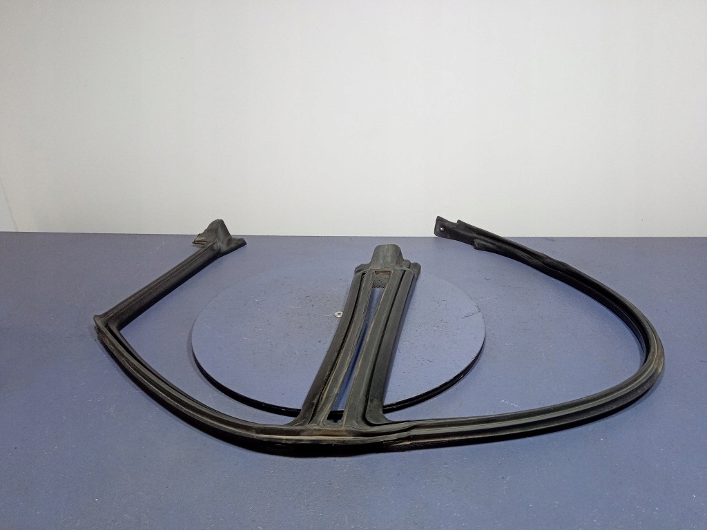 фото №2, Subaru legacy iv sedan прокладка вікон двері ліва