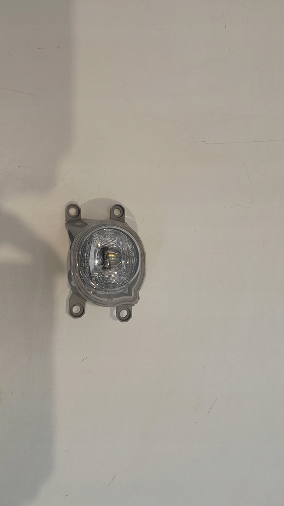 фото №1, Toyota corolla e21 левый drl led противотуманная фара