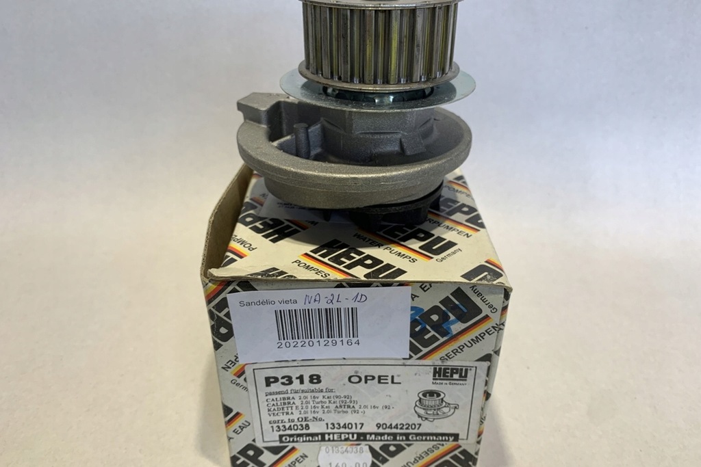 фото №1, Насос wody opel calibra a 85_ 1334038 1992