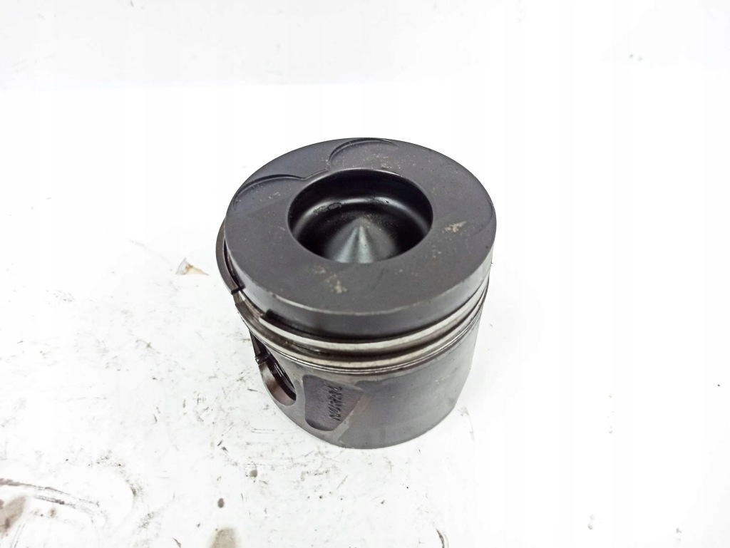 фото №3, Mercedes-benz cls c219 2005 поршни