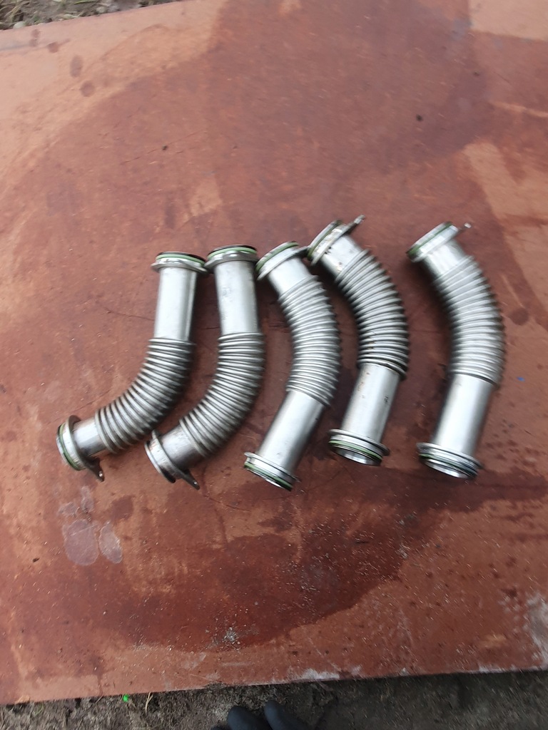 фото №2, Audi оригинальный номер 059145732a шланг труба турбины