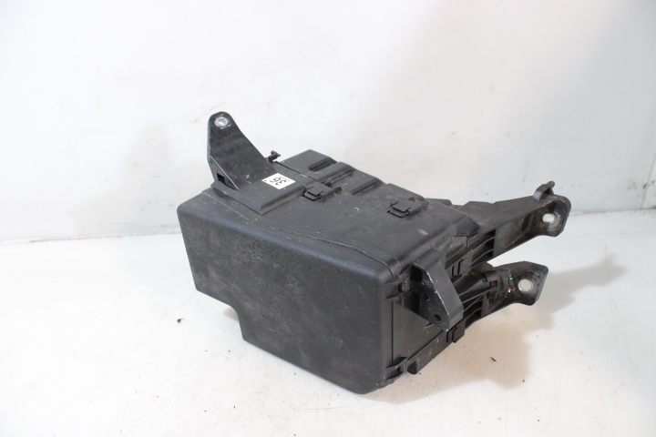 фото №1, Коробка предохранителей toyota rav4 iii 2.2d4d