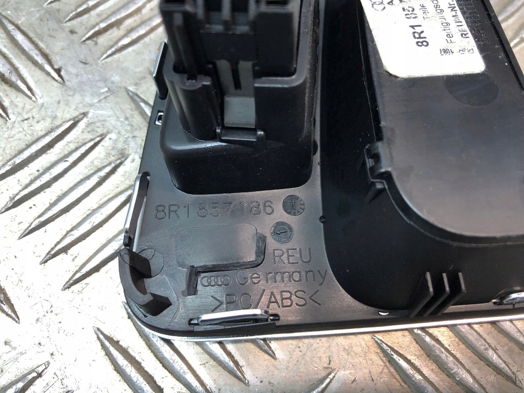 фото №6, Audi q5 sq5 2015 консоль средняя / радио / gps