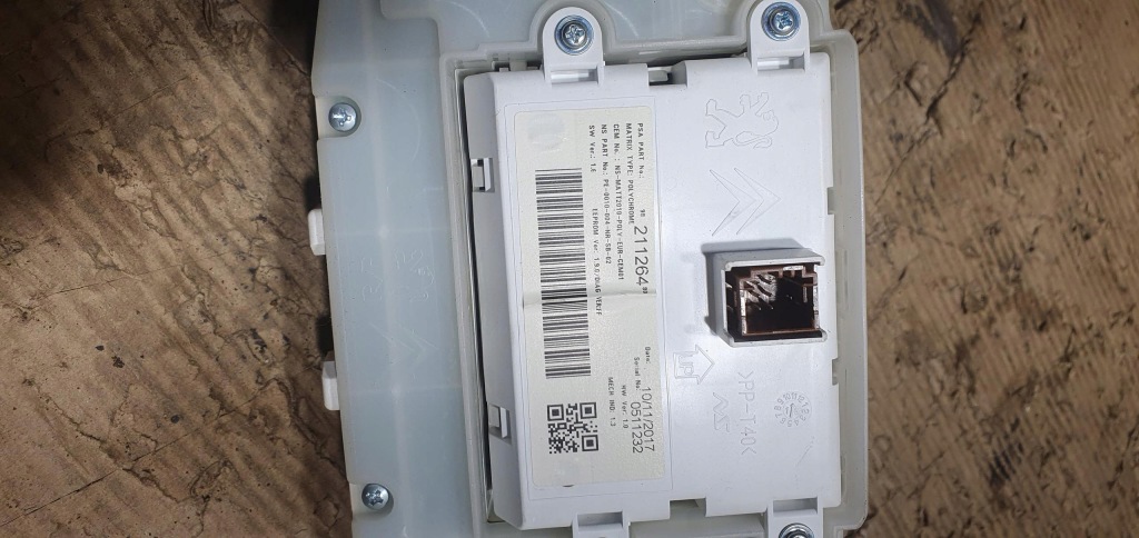 Счетчик приборы спидометр 1.2thp uk ang peugeot 2008 i рестайлинг  9822915980 Киев