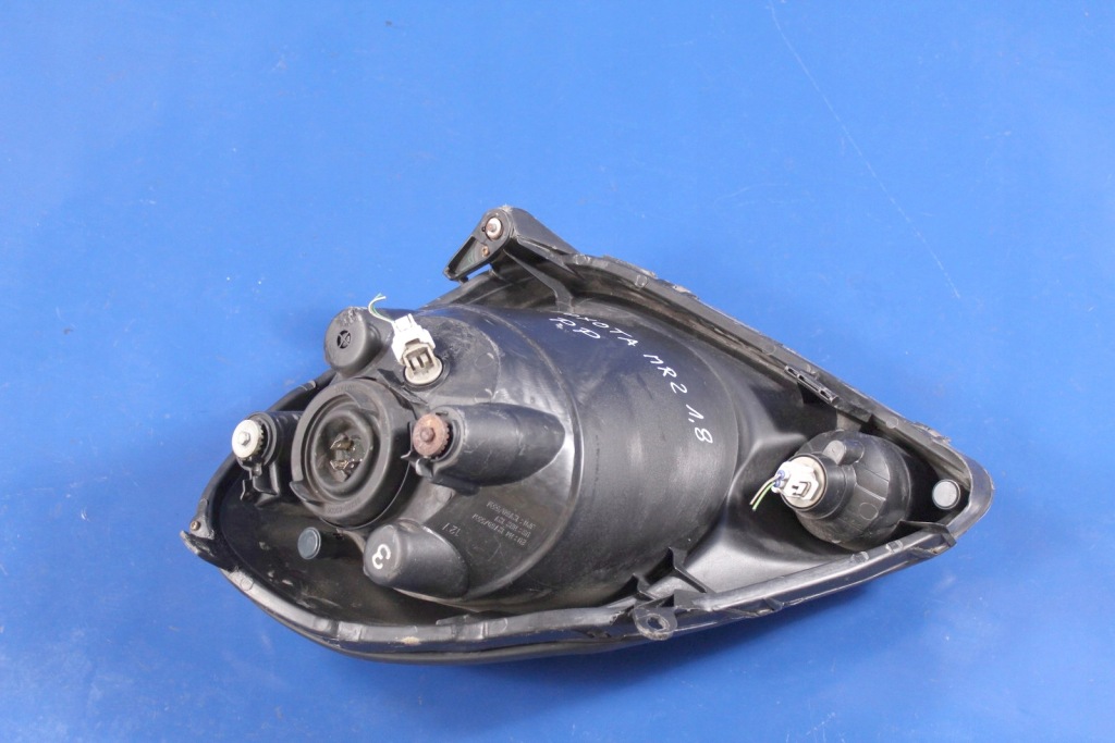 фото №16, Фара лампа перед правий toyota mr2 99-06r uk