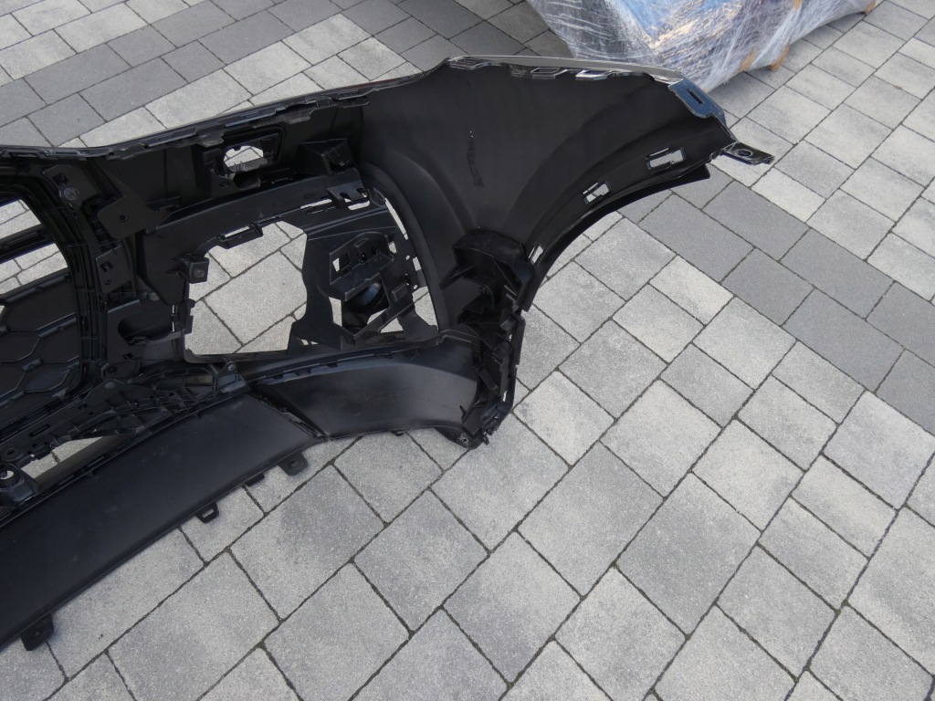 Бампер, решётка , решётка радиатора, решётки audi q-5 80a рестайлинг  s-line Оригинал