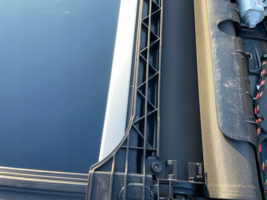 фото №6, Люк панорама porsche cayenne ii 7p 7p0877041c шторка