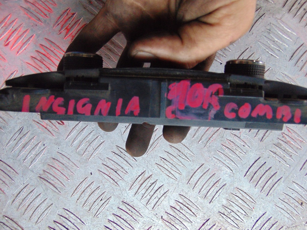 фото №1, Панель klimaryzacji радіо opel insignia 13273095