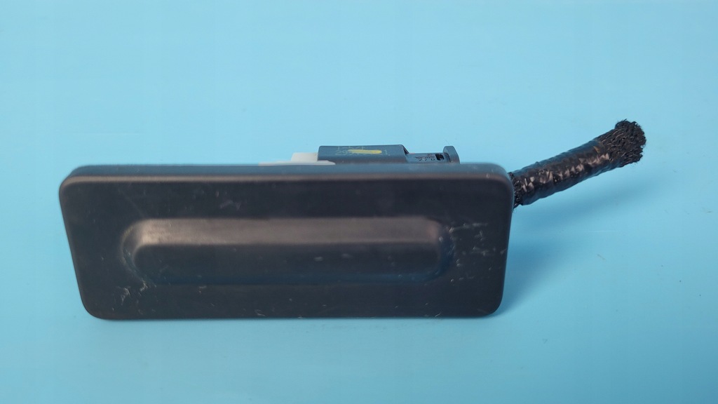 фото №12, Peugeot 308 iii p5 21r ручка микровыключатель крышки багажника 9820395580