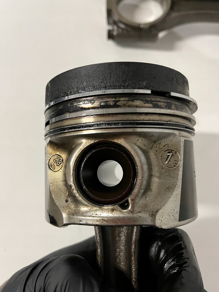 фото №12, Шатун с поршень vw seat skoda audi 1.6 tdi cay 03la