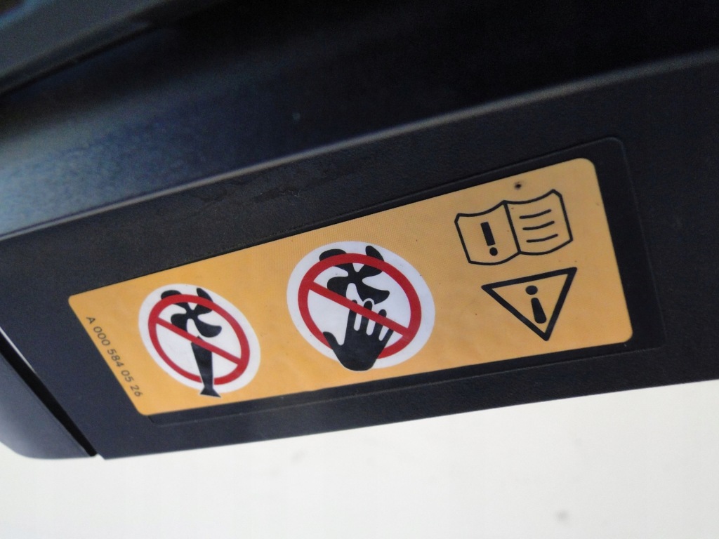 фото №11, Mercedes w247 247 рама верхній підсилювач бампера