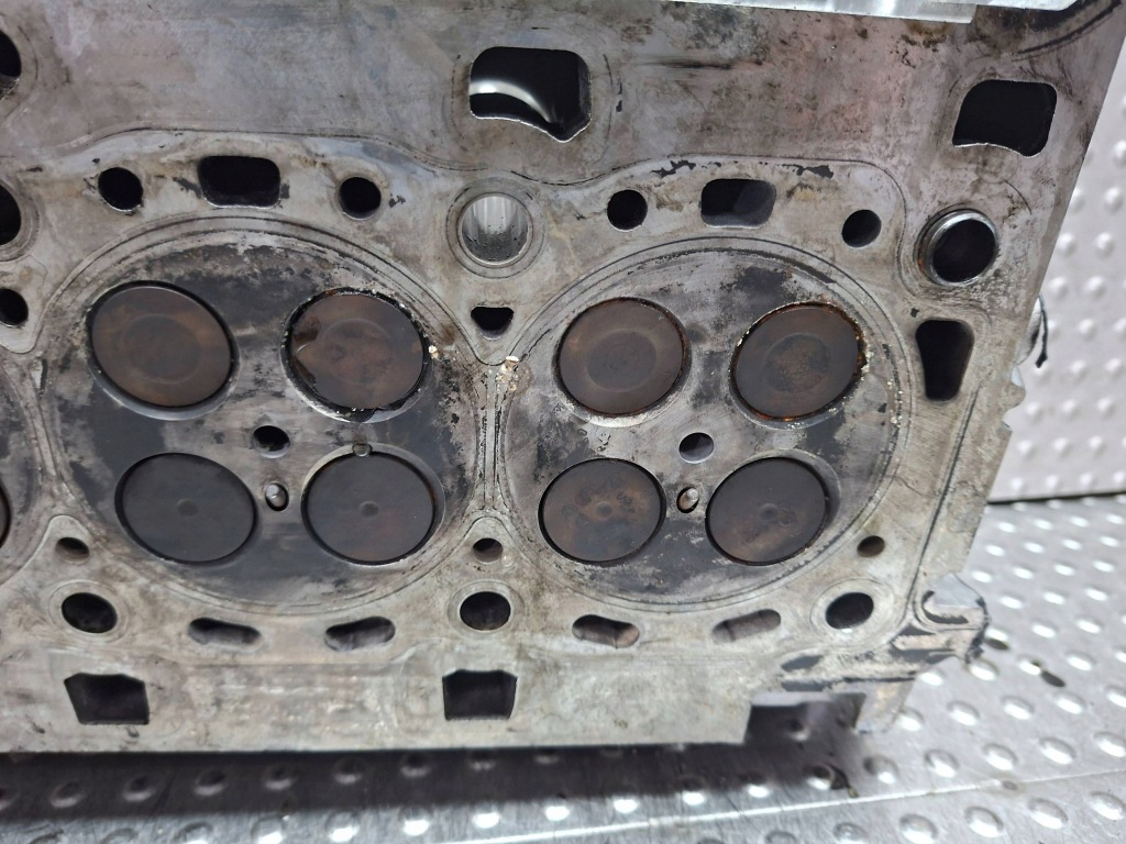 Головка двигателя 110422750r renault master 3 2.3 dci biturbo 2015- в Украине