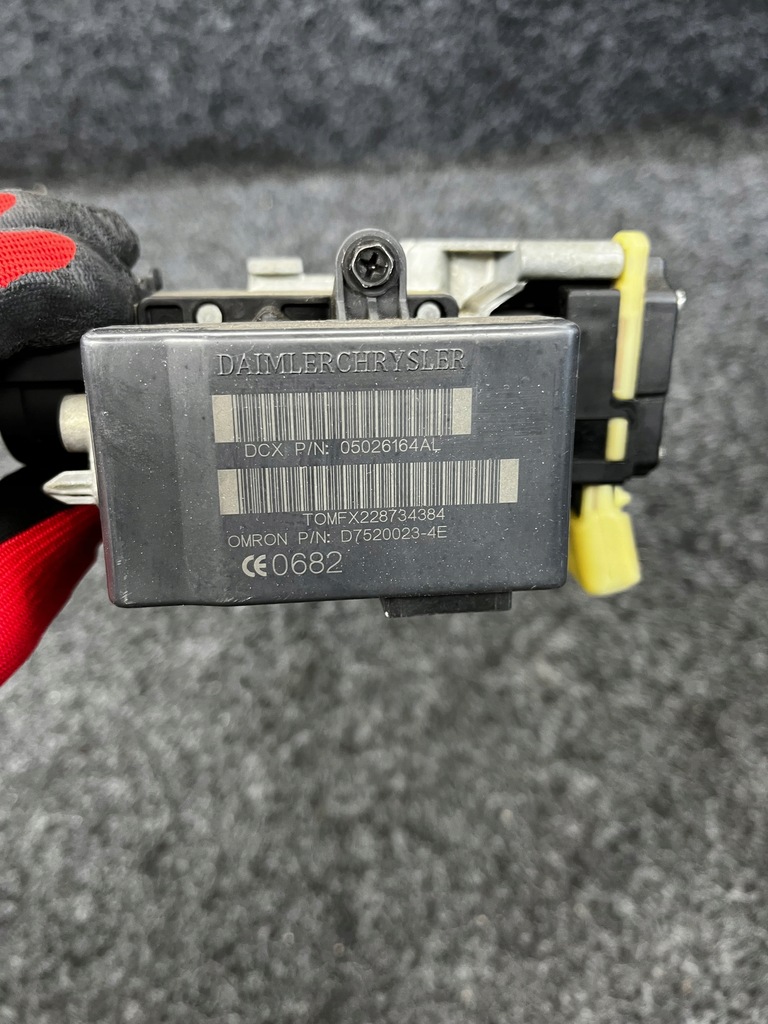 фото №5, Замок запалювання ключ chrysler sebring iii 05026164al