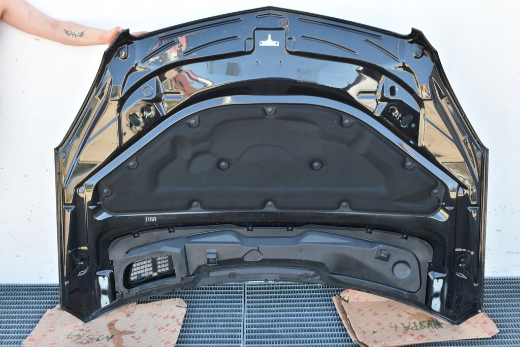 фото №2, Mercedes w251 r капот c197 lift комплектная