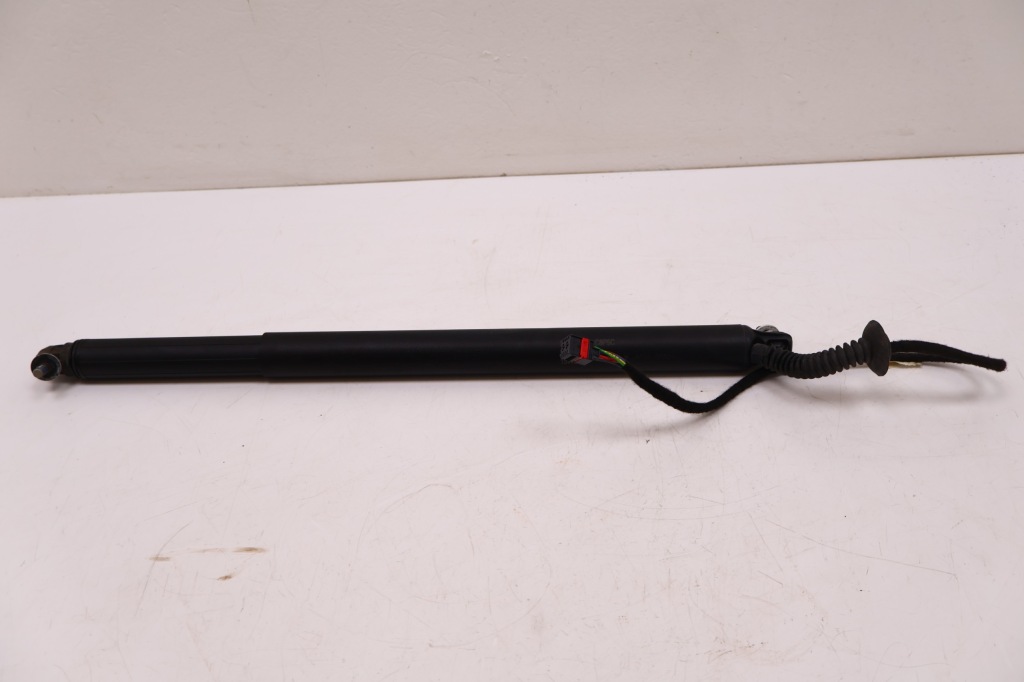 фото №5, Volvo xc90 ii привід кришки багажника 7 pin 31371096