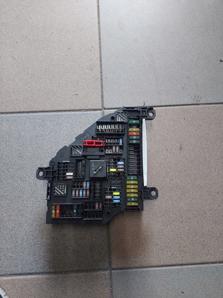 фото №1, Bmw x3 f25 коробка запобіжників 9210860