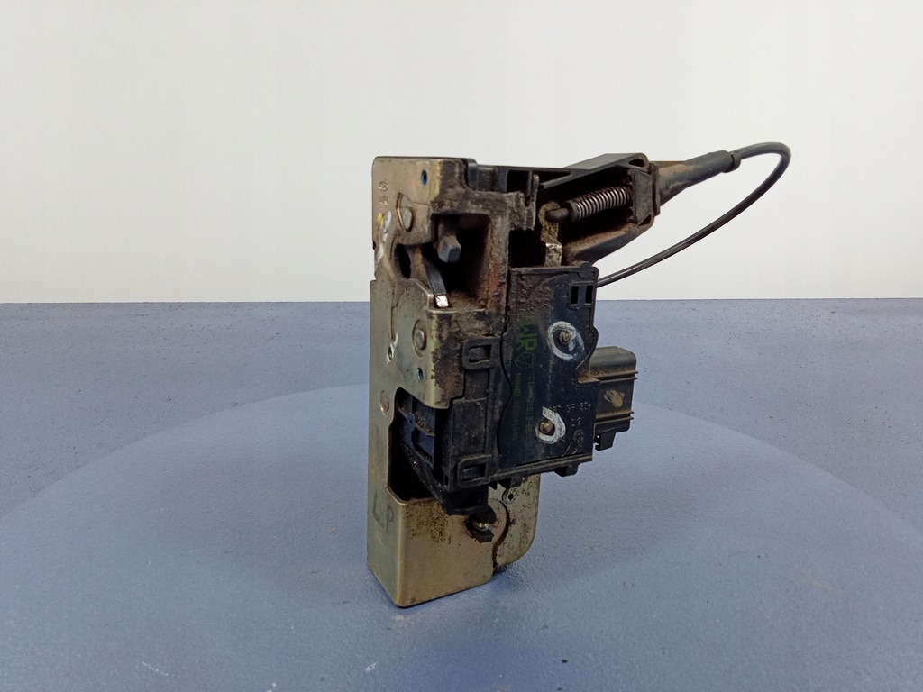 фото №4, Transit mk6 замок дверь перед левый yc1av21813bb