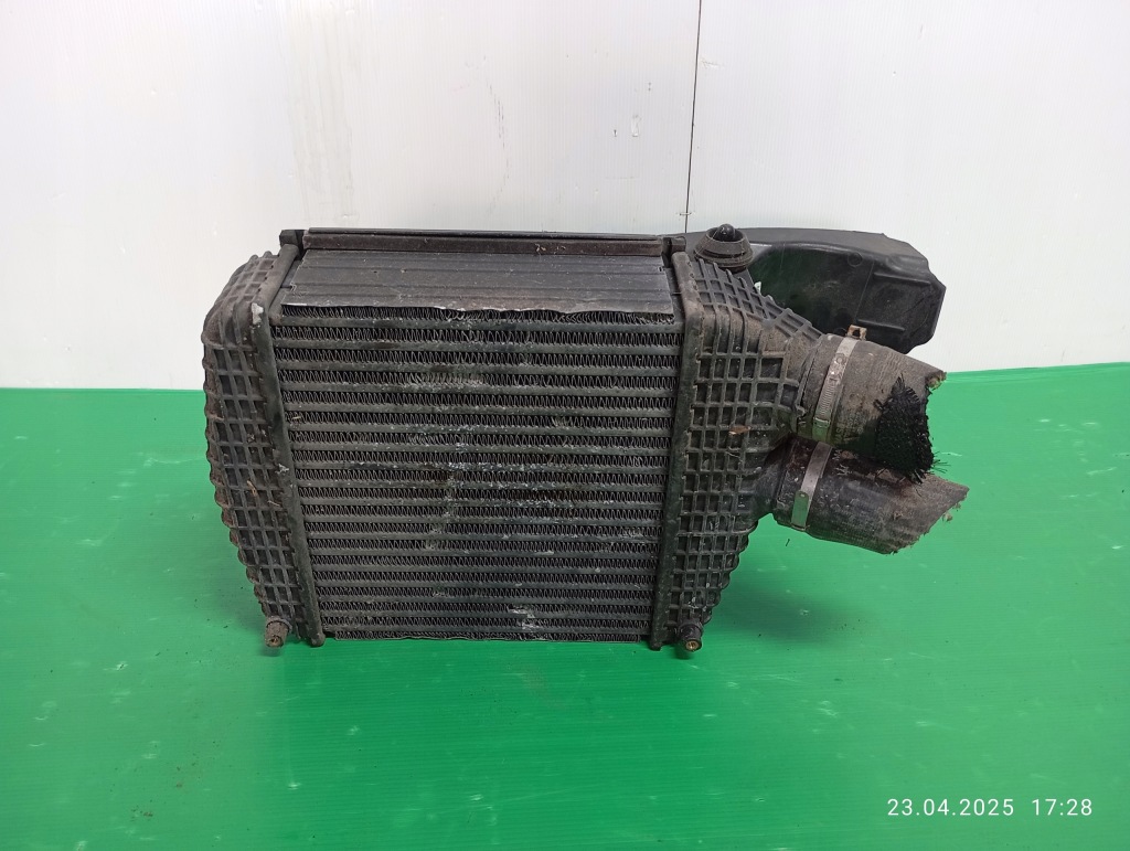 Купить Интеркулер maserati ghibli 3 2013 - / правый 670035635