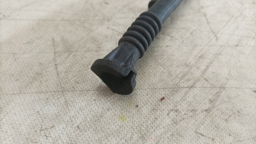 фото №7, Audi q7 15- трубка жолоб deszczówki usa 4m0260113a