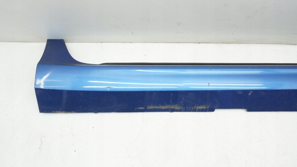 фото №3, Молдинг порог правая r-design volvo v60 ii 31448912 720-16