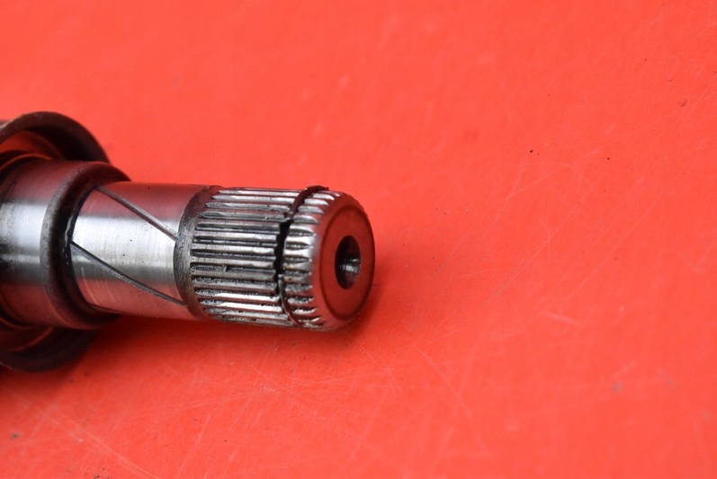 фото №6, Привідний вал права перед механічна коробка передач mitsubishi colt 6 vi z30 1.3 95 km 02-12