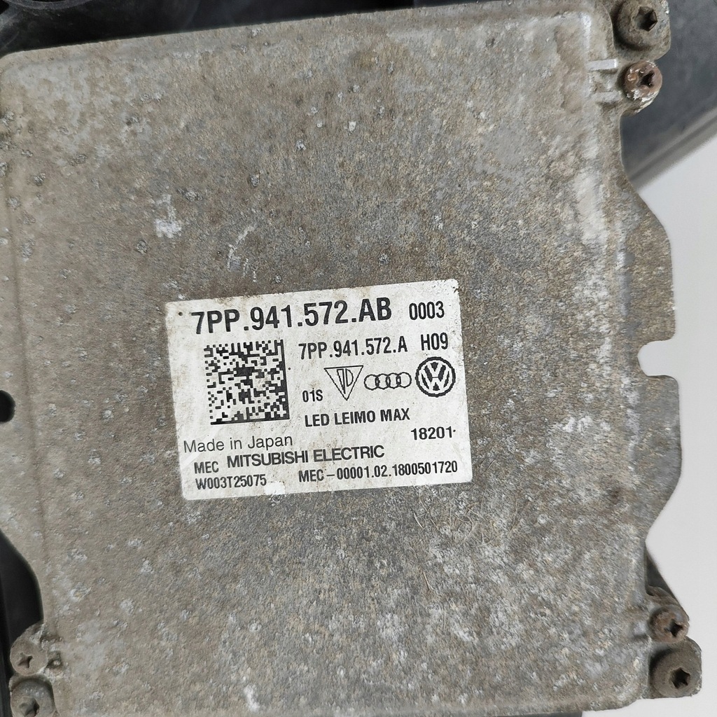 фото №9, Audi a4 s4 b9 8w 2018 левая сторона лампа передняя