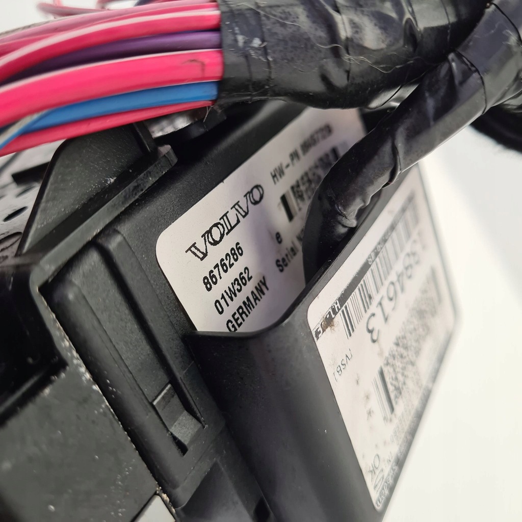 фото №6, Volvo s60 v70 xc70 коробка модуль bsi 8676286