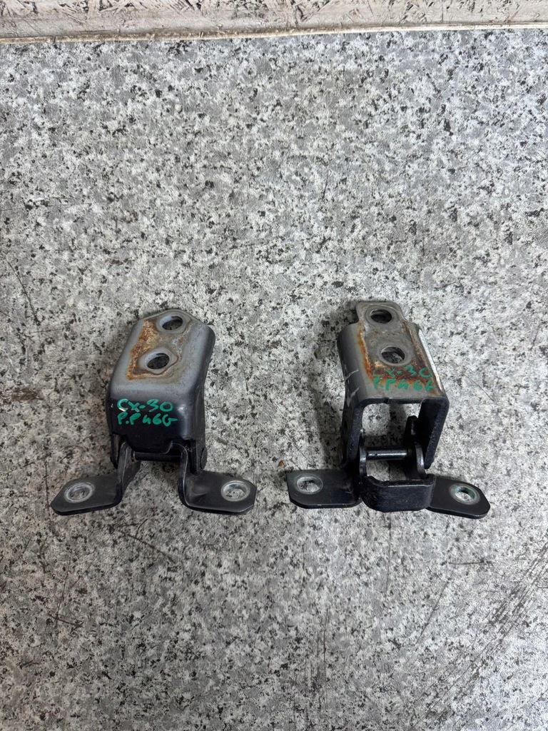 фото №1, Петля петлі двері правий перед cx30 cx-30 2019-25 46g пара