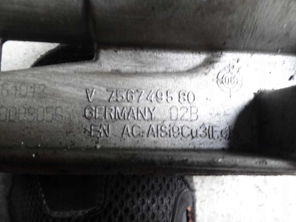 фото №2, Насос оливи v756749580 bmw mini cooper r50 r52 r53 peugeot 1.4 1.6 16v vti