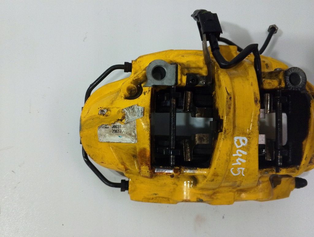 Alfa romeo stelvio суппорт перед передний правая  00505534560 b445 swap Цена