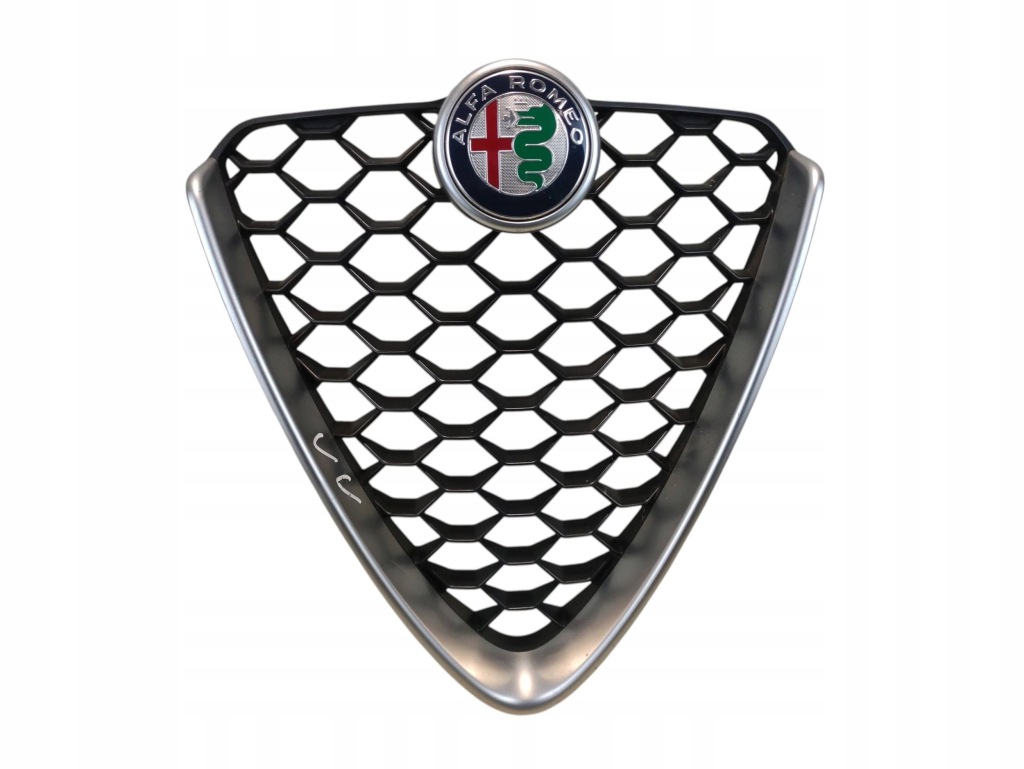 Купить Alfa romeo giulia решётка радиатора 156119585