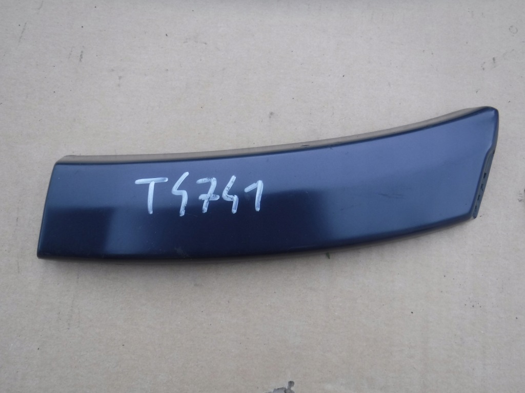 фото №1, Молдинг крыла правый задняя mercedes w124 1246902040