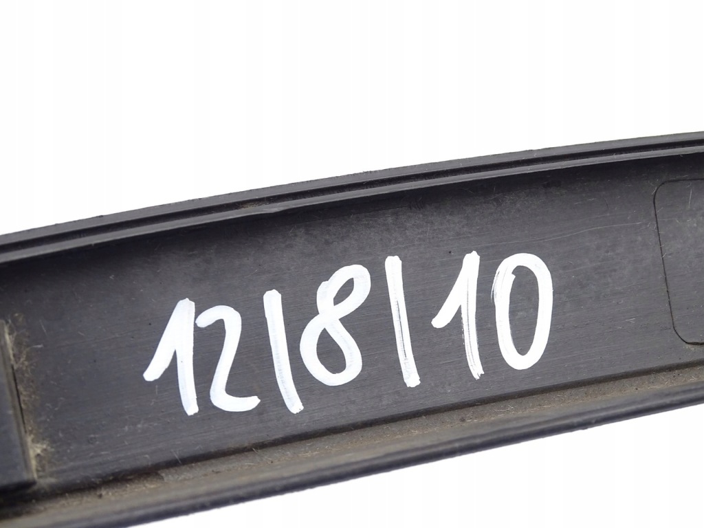 Молдинг крыла левое  перед левая передняя vw tiguan 1 5n рестайлинг  5n0854731b в Украине