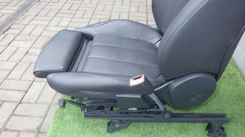 Сидіння правий перед пасажира європа шкіра mercedes w247 2478600302 Зі Шроту