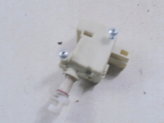 Audi a3 8l привод заливной топлива 3b0959782 3b0810773b с Разборки